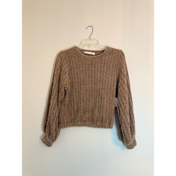 Altar'd State Sweaters - NWT Altar'd State Eyelash Sweater Size Small Brown Cuff Sleeve